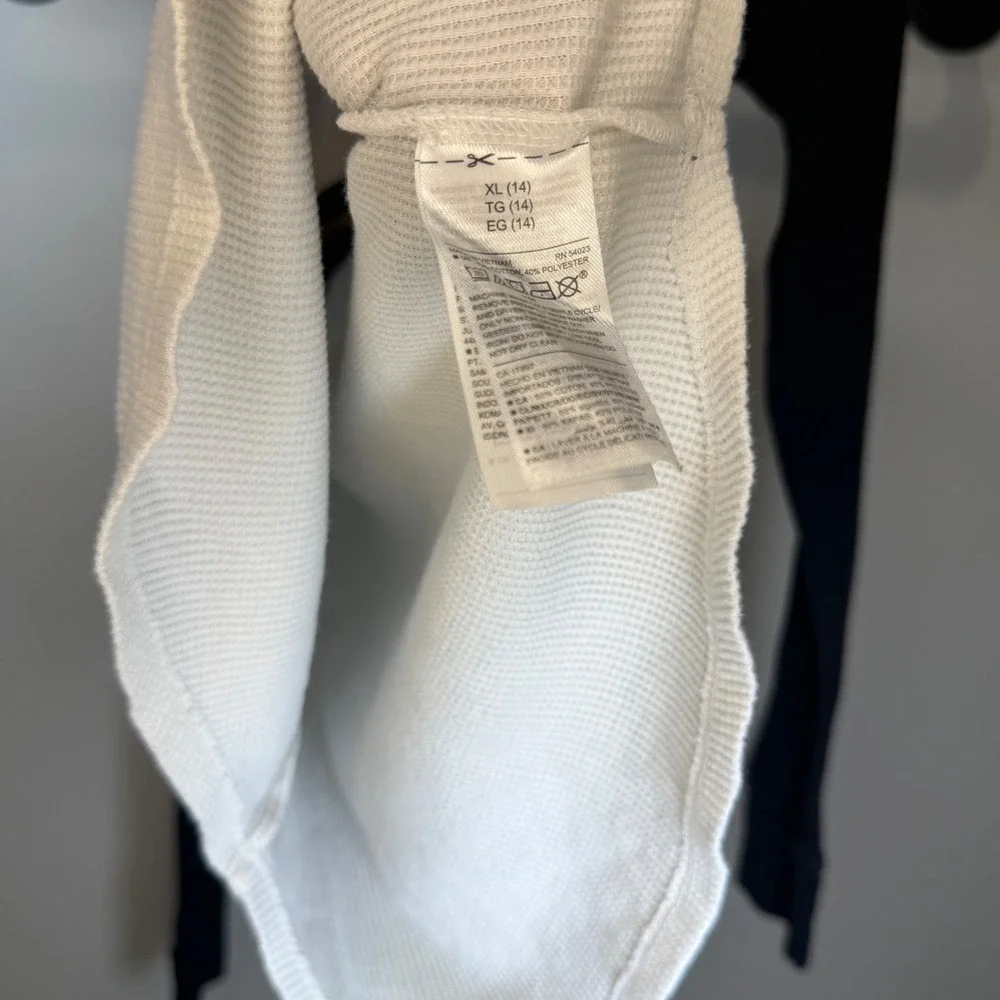 Old Navy Kids XL 14 Raglan Thermal Waffle Shirt Mountain Graphic Black White